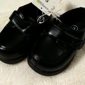 Oshkosh Adrien Dress Shoe